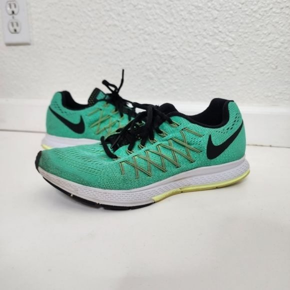 Nike Air Zoom Pegasus 32 in Green Women's Size 9.5 749344-303 - Picture 14 of 14